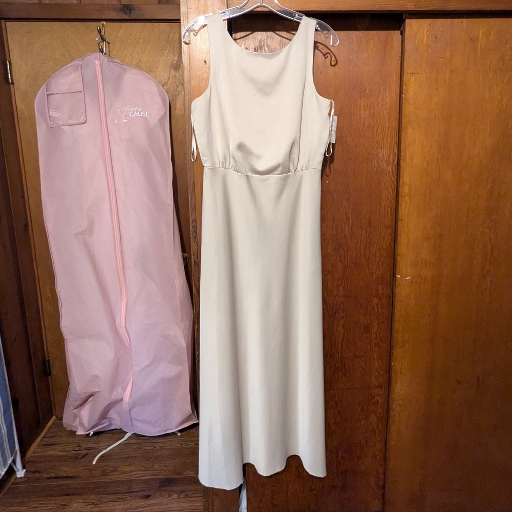 Modest bridesmaid dresses